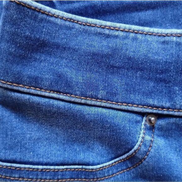 PIONEER WOMAN JEANS CROPPED DENIM Pull-On  Medium Wash XS - Picture 4 of 8